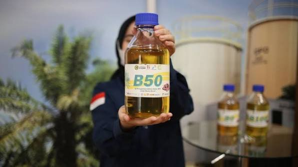 Bahlil Perkuat Kebijakan Biodiesel B50 untuk Mendorong Kemandirian Energi Nasional