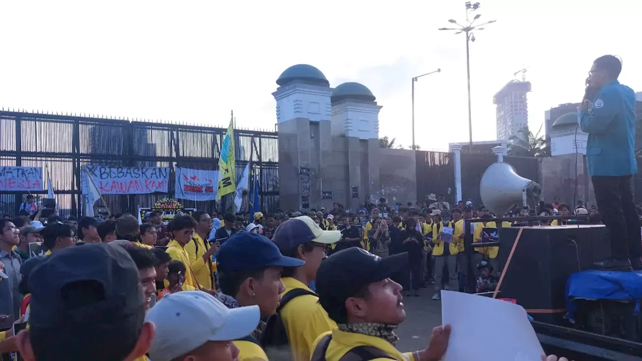 Polri Siagakan 3.983 Personel untuk Amankan Aksi BEM SI di DPR Hari Ini